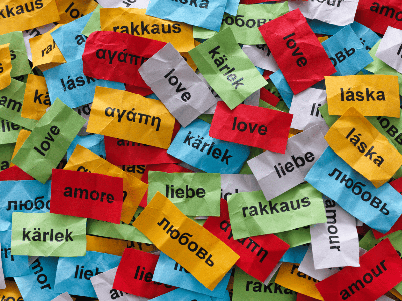 love különböző nyelveken